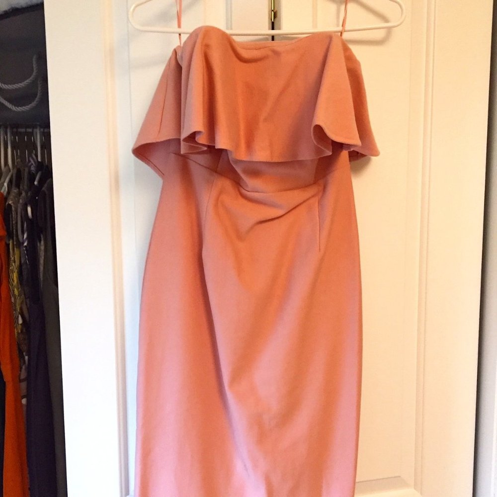 BODYCON STRAPLESS MIDI DRESS